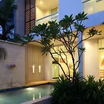 Two Villas Holiday Phuket - Oxygen Nai Harn Beach