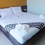 Benjamas Place