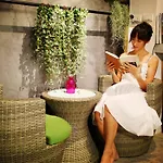 Dengba Hostel Phuket