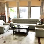 Daeng Plaza Hotel
