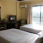 Starbeach Guest House