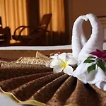 Circle Phuket Resort & Spa