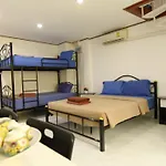 Patong Studio Apartments And Dormitory