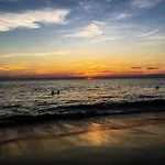 Doolay Beachfront Hostel