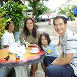 Summer Breeze Inn Hotel