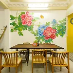 The Neighbors Hostel (Adults Only)