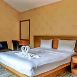 Corsica Guesthouse
