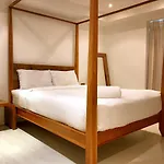 Kata Ocean View Residences