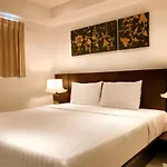 Kata Ocean View Residences
