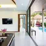 Villa Mika Xxx