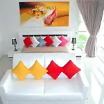 Chic Karon Studio Amazing View