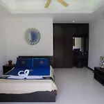 Cophi Villa 3 Bd Pool Villa Nai Harn