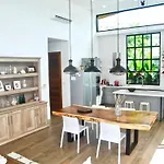 New Wonderful Villa In Nai Harn Center
