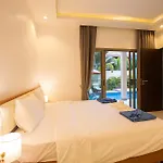 Villa Berry By Tropiclook: Shanti Style Nai Harn Beach