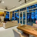 Excellence Beachfront Villa