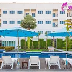 Sungthong Kamala Beach Resort