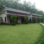 Phuket Sirinapha Resort
