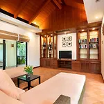 Nai Harn Baan-Bua Villas