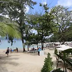Paradise Beach Backpackers Hostel
