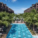 Onebedroom With Balcony At Saturdays Residence
