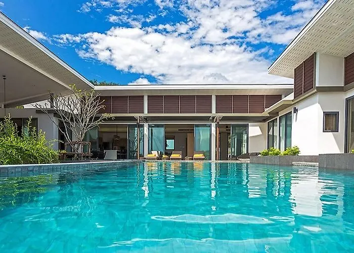 Casabay Luxury Pool Villa
