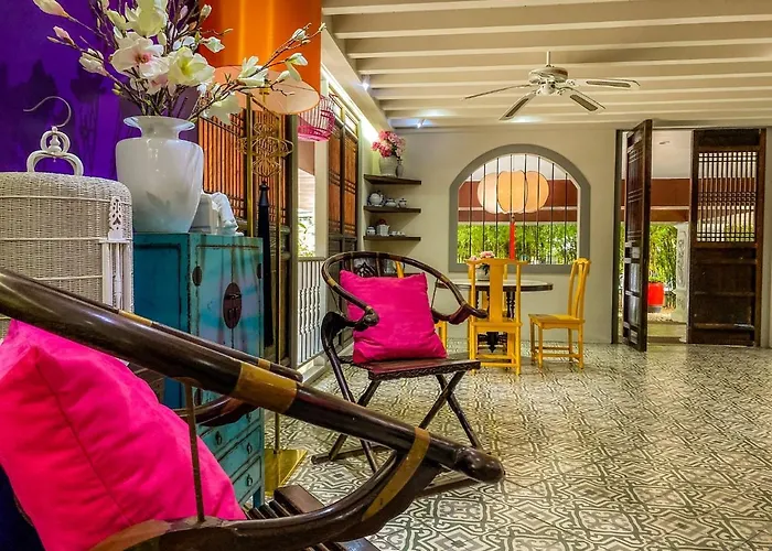 Sino House Phuket Hotel - Sha Plus
