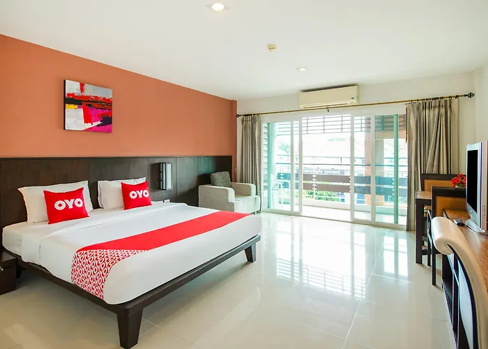 Ratana Hotel Sakdidet, Phuket Town