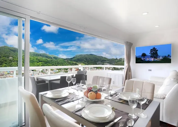 Patong Tower Royal Family Pta 2025
