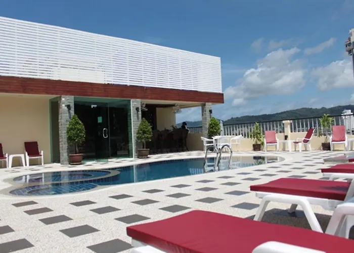 Patong Hemingway\'S Hotel