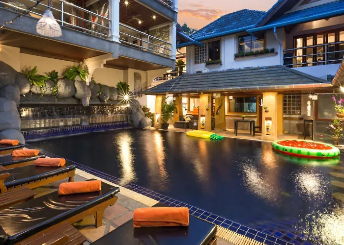 Talay Naiharn Hotel