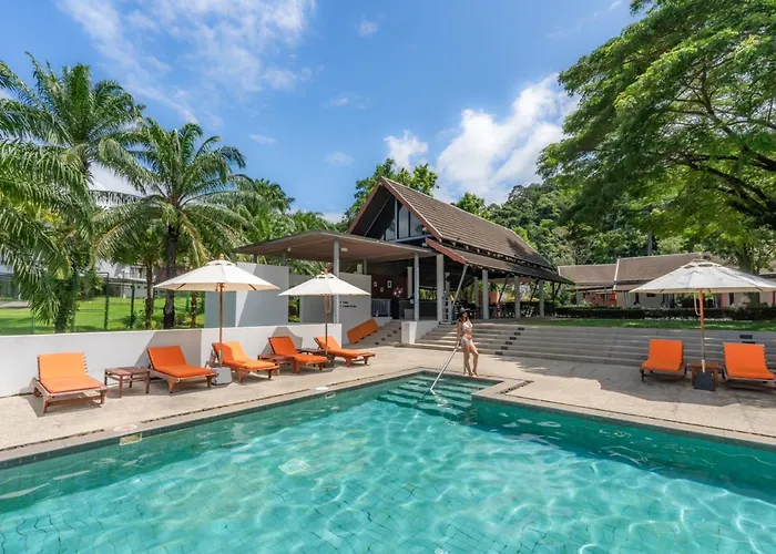 Tinidee Golf Resort Phuket - Sha Extra Plus