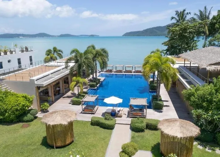 Suite Beni | Direct Ocean View Luxury Apartment In 5 Star Facility | Beachfront Property
