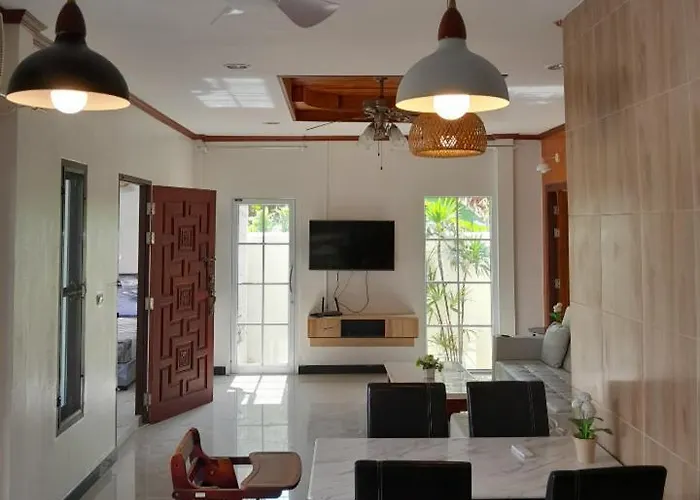 3Br Villa Near Laguna Beach