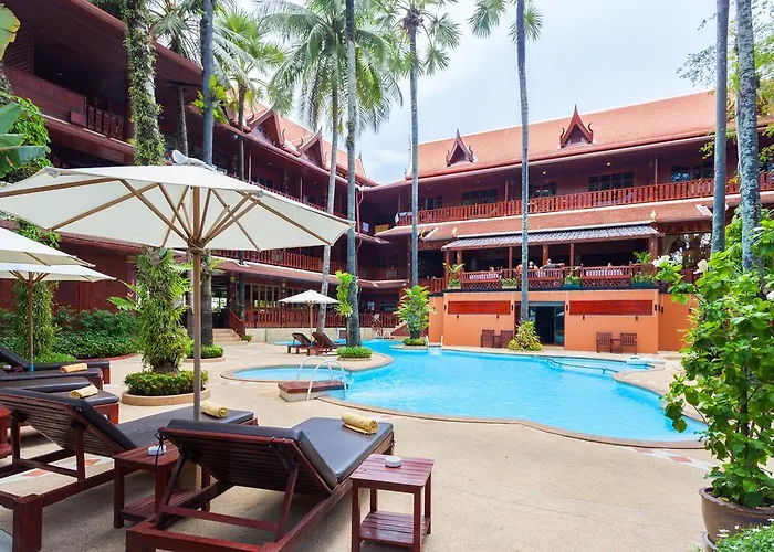 Royal Phawadee Village Patong - 2 Minutes Walk To The Beach