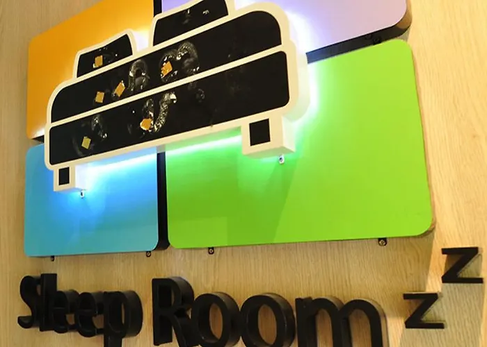 Sleep Room Guesthouse Phuket