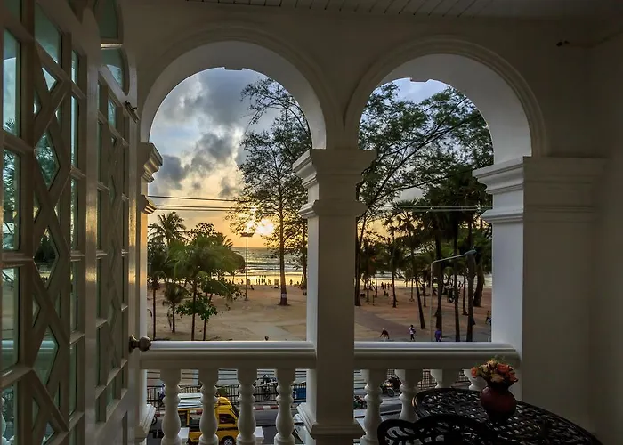 Patong Marina Hotel By Lofty
