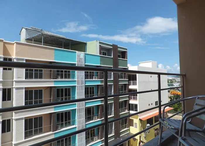Dengba Hostel Phuket