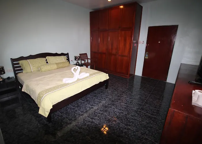 Martin\'S Swiss Guesthouse