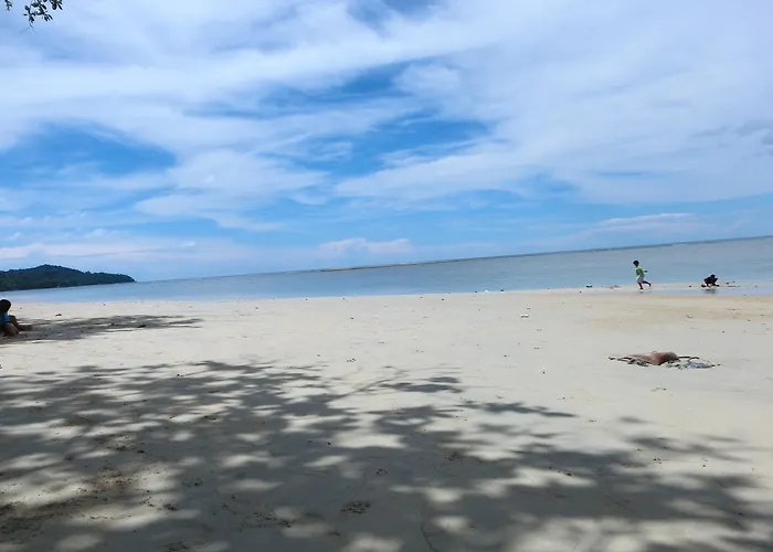 One One Hostel Patong