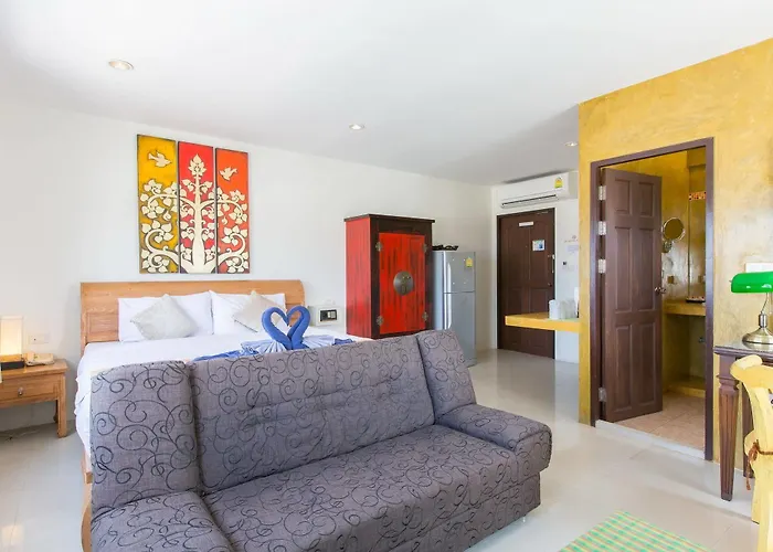 Marina Boutique Suites