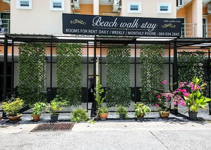 Oyo 118 Beach Walk Stay