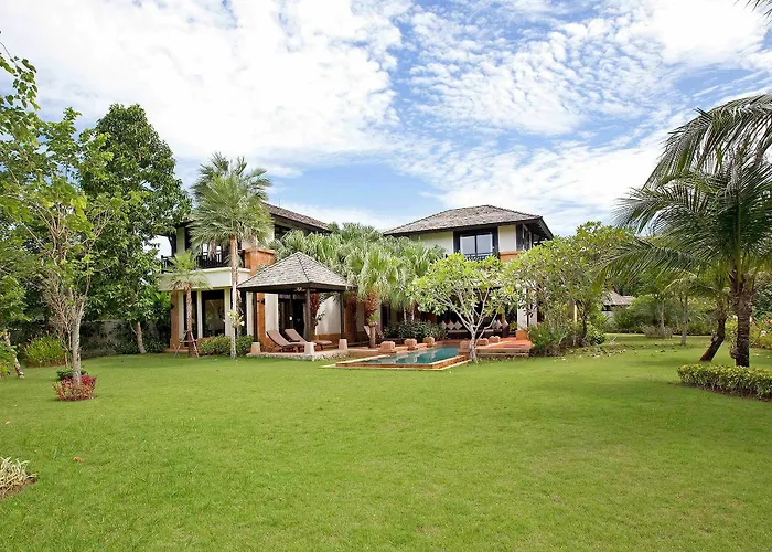 Chom Tawan Villa
