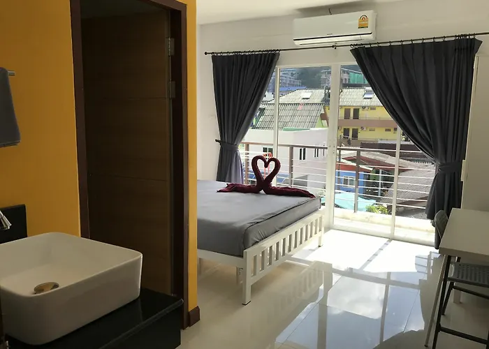 Bedbox Hostel