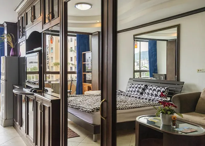 Patong Grand Condo By Favstay