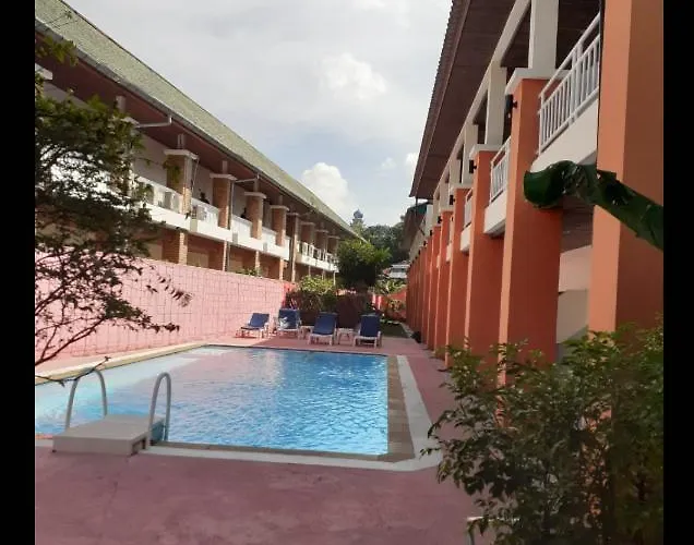 First Resort Albergo