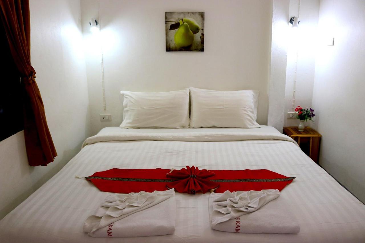 Deng's 3* Kamala Beach