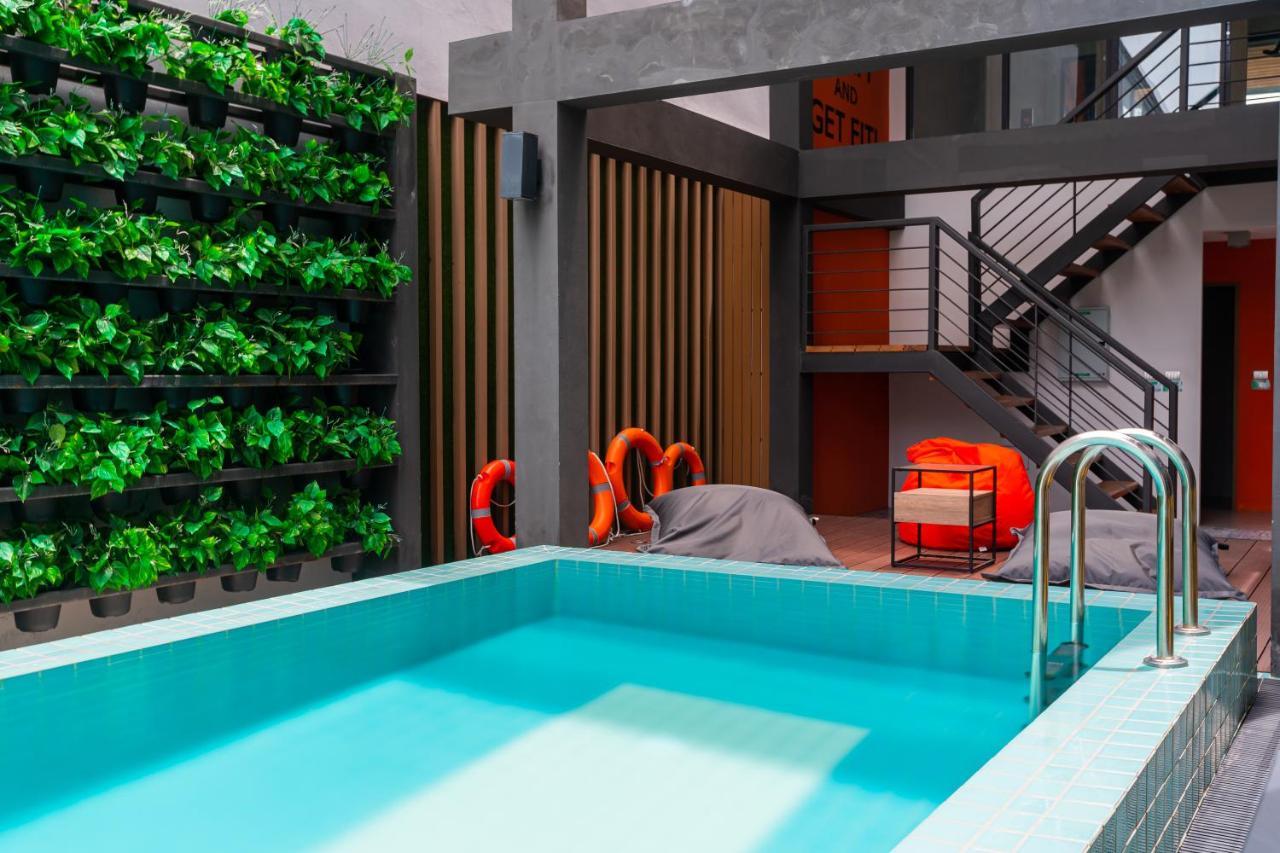 Recenta Style Town Hotel