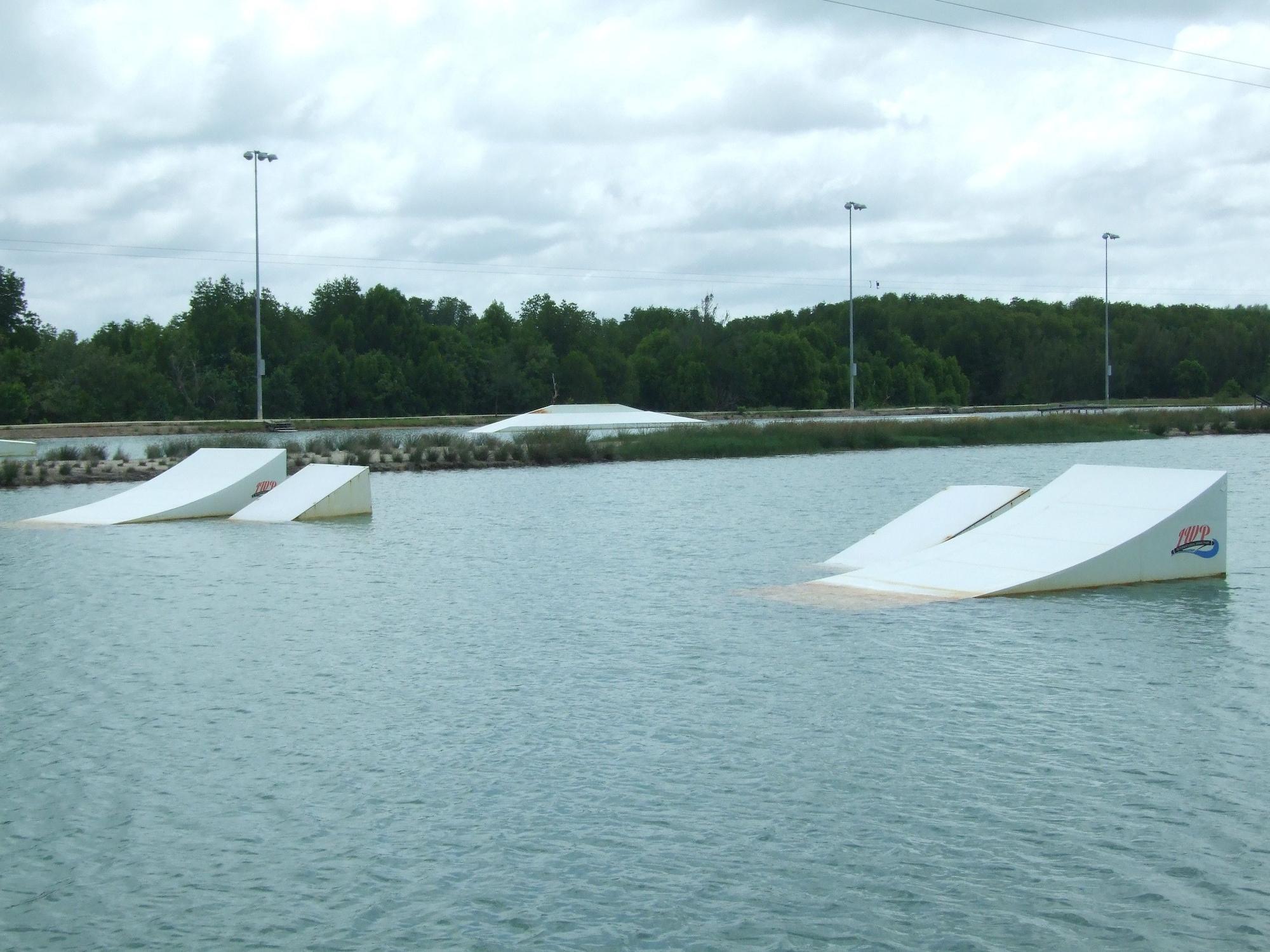 Oyo 433 Iwp Wake Park & 3*