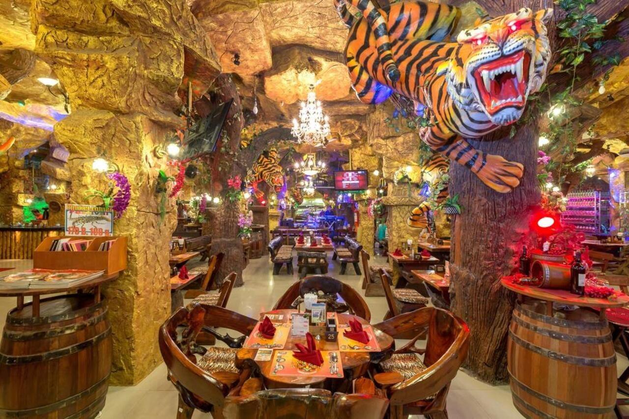 Tiger Hotel