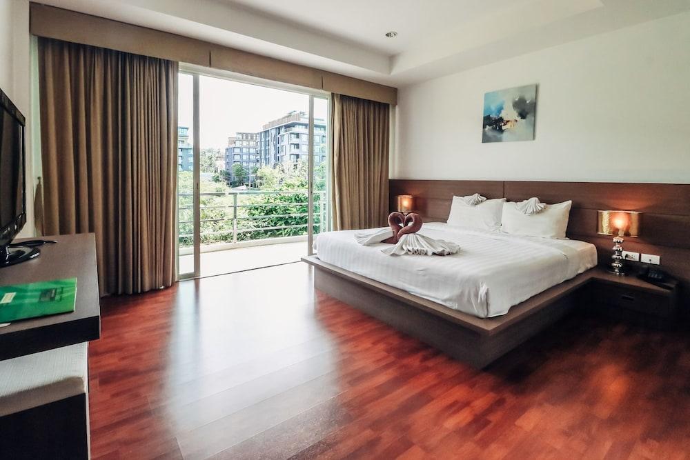 Bangtao Tropical And 4* Bang Tao Beach (Phuket)